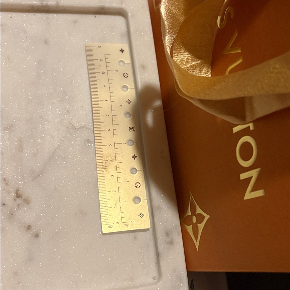 📏 Louis Vuitton Ruler – 5” PM Monogram Edition - Picture 5 of 5